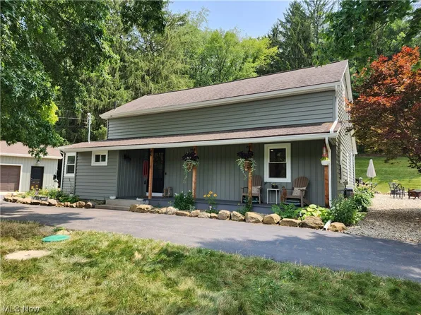 10684 Cardale St SW, Beach City, OH 44608