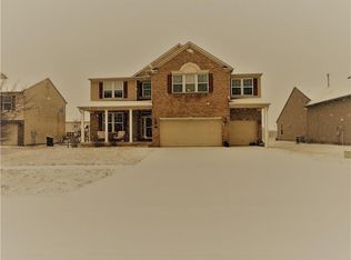 1250 Wolf Run Way, Greenwood, IN 46143