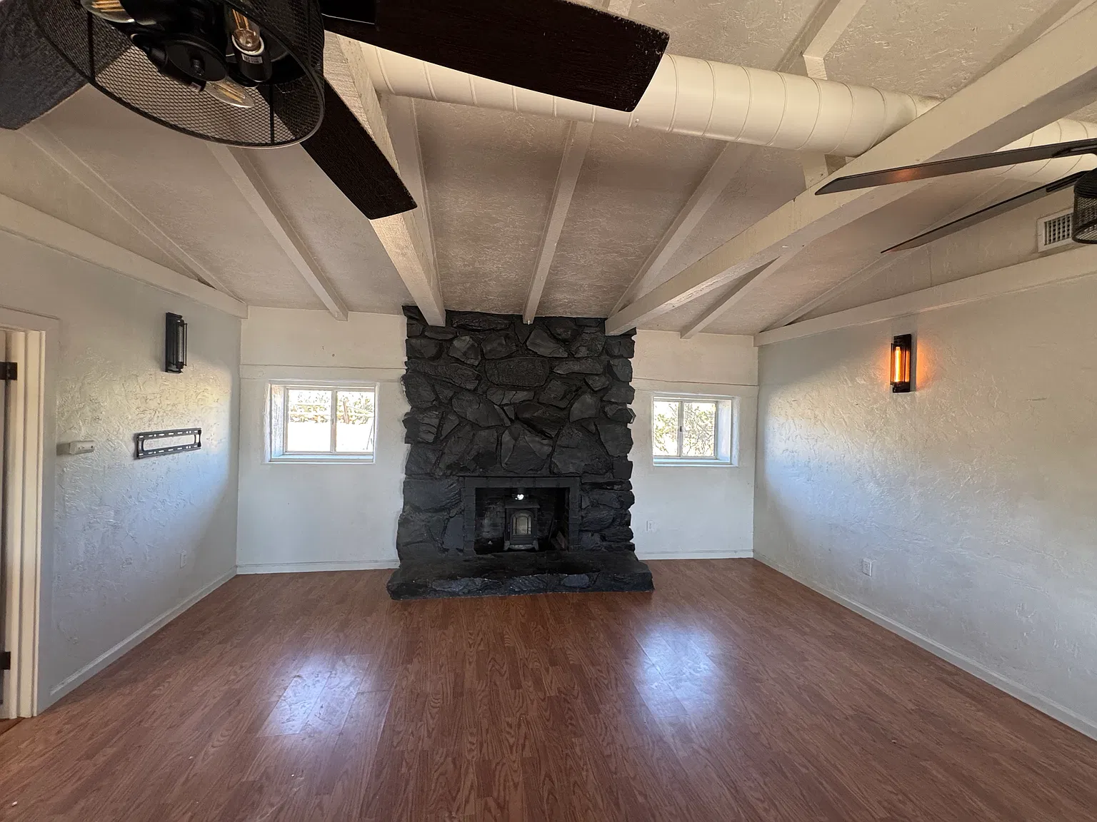 2 bed, $2,000 — Photo 1