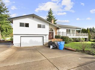 2003 NE Village Green Dr, Vancouver, WA