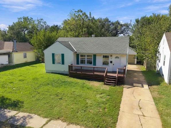 805 N Battin St, Wichita, KS 67208