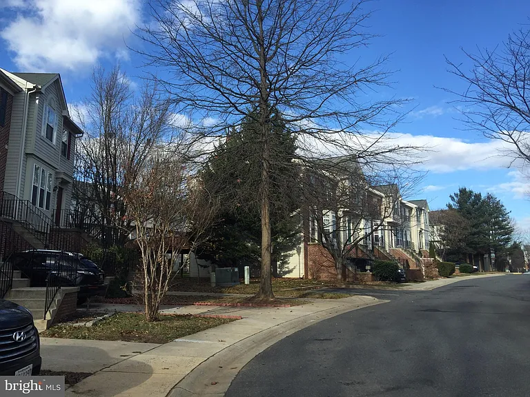 20821 Shamrock Glen Cir #804 — Photo 38