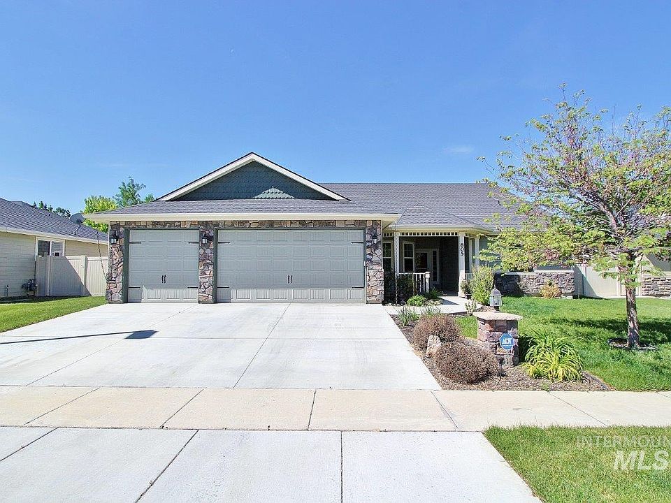 1st image of 805 W Arbor Pointe Way