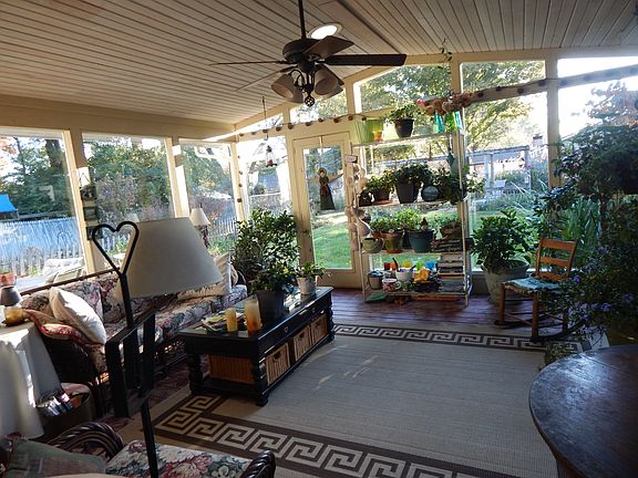 4th image of 8820 Sugarcreek Point