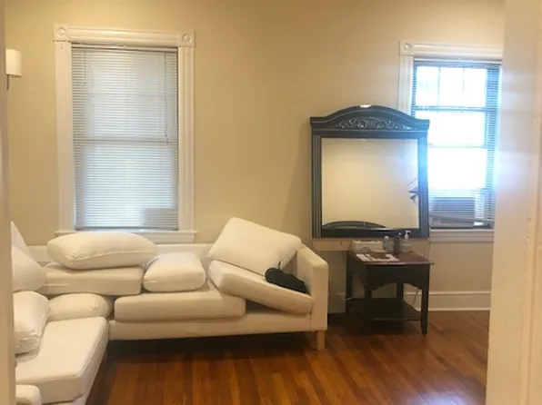 238 Charles St, Malden, MA 02148