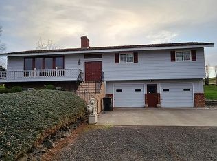 697 Conrad Rd, Touchet, WA 99360