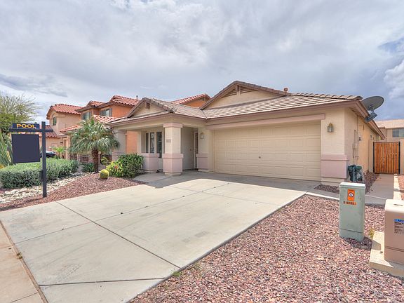 3rd image of 42025 W Colby Dr