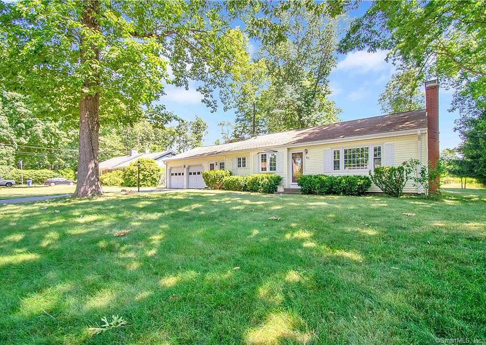 1st image of 80 Santina Dr