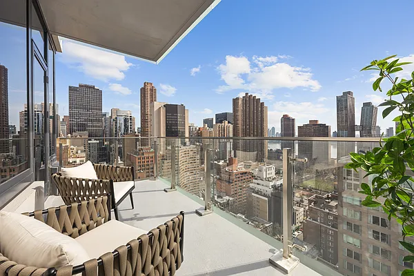 509 3rd Avenue #18G