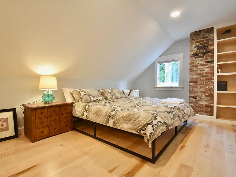 15 Lincoln St #2 — Photo 6