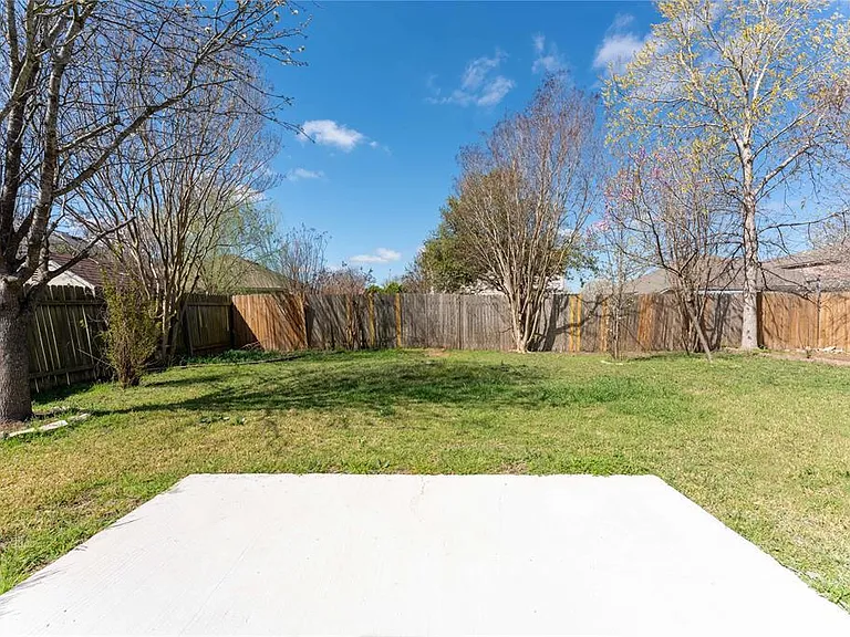 315 E Bello Dr — Photo 14