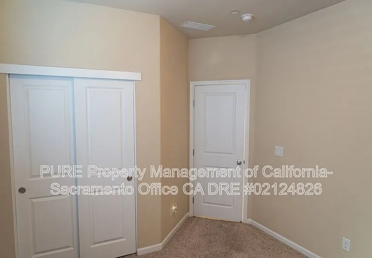 5572 Amnest Way — Photo 9