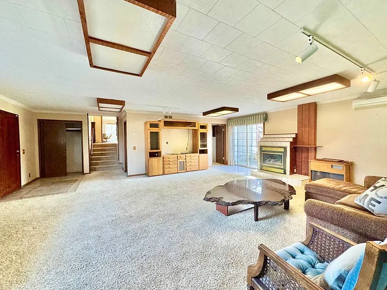 1560 El Monte Rd #B — Photo 8