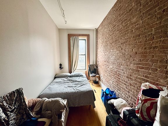 5th image of 45 W 85th St #3