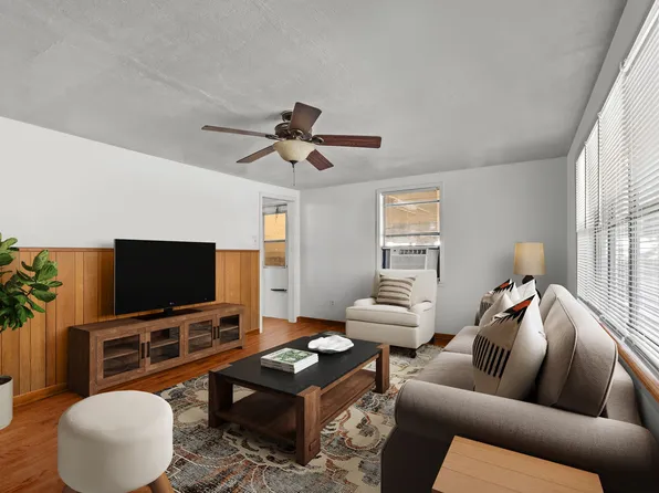 205 College St, Chico, TX 76431