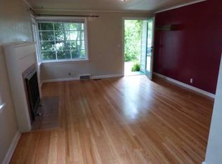 3214 NE 98th St, Seattle, WA 98115