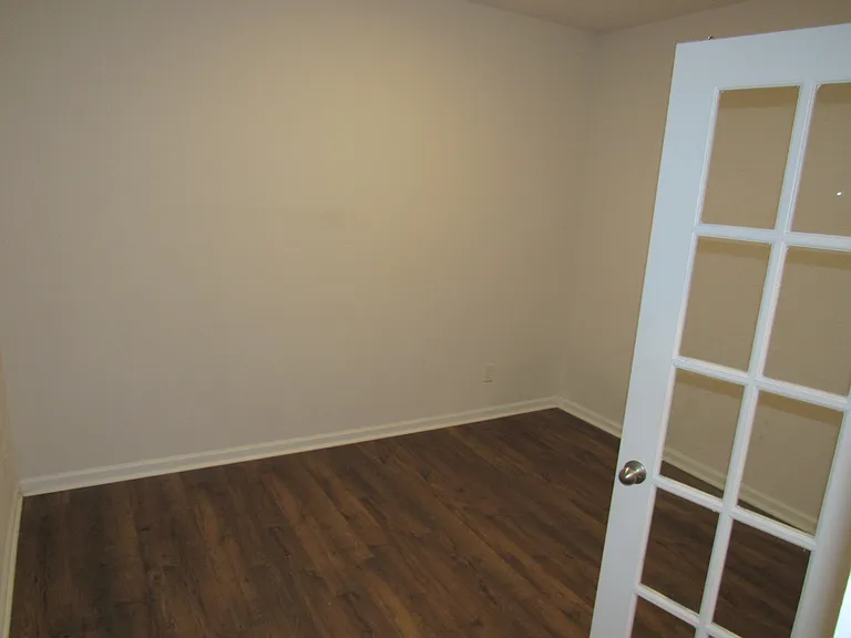 114 Sequoia Forest Dr — Photo 10