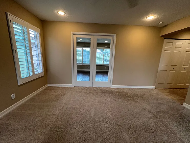 2540 San Saba St — Photo 17