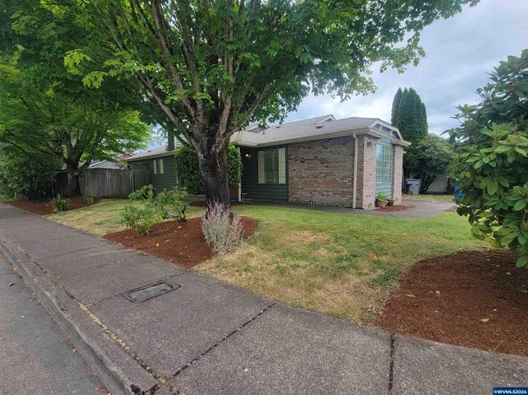 1150 NE Conser Pl, Corvallis, OR 97330