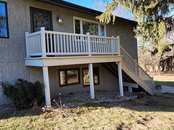 3rd image of 9341 A St Suite 1