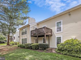 10060 Oakton Terrace Rd, Oakton, VA 22124