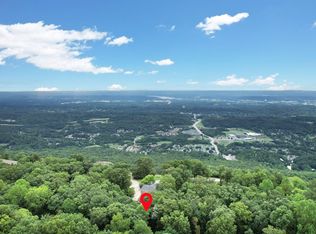 1301 E Brow Rd, Signal Mountain, TN 37377