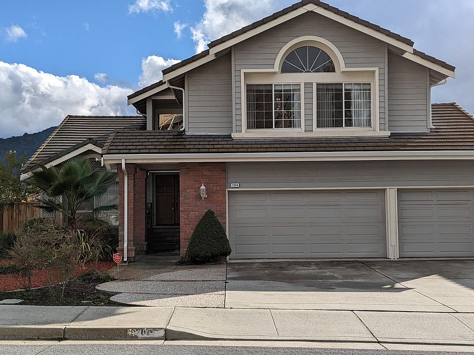 1st image of 1054 Caggiano Dr