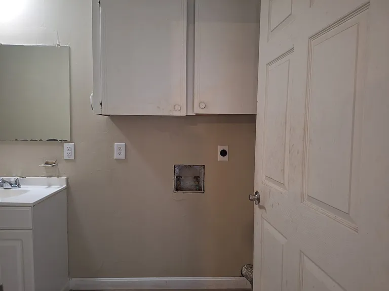 49 Hillcrest Dr #4 — Photo 7