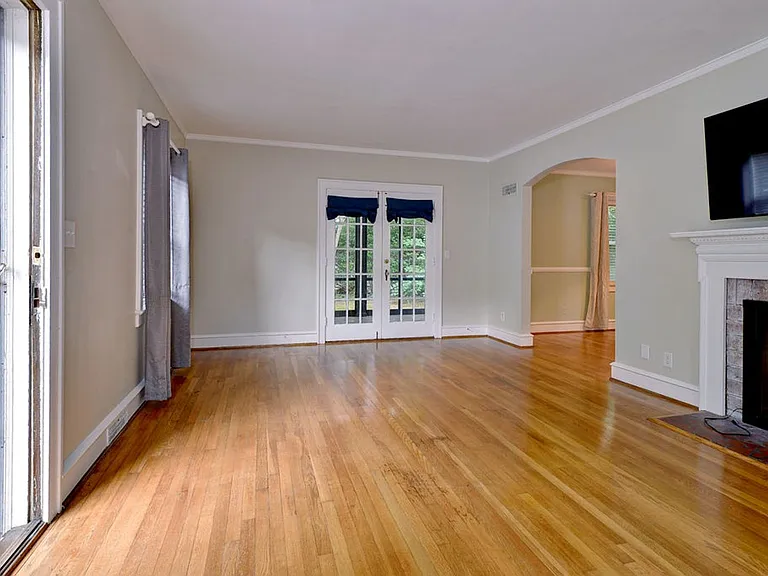 9 Westover Rd — Photo 7