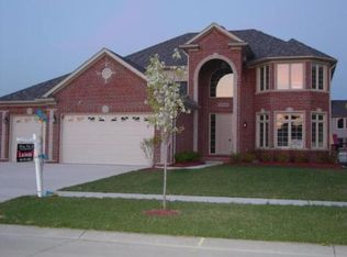 15982 Moore Park, Update, MI 48042