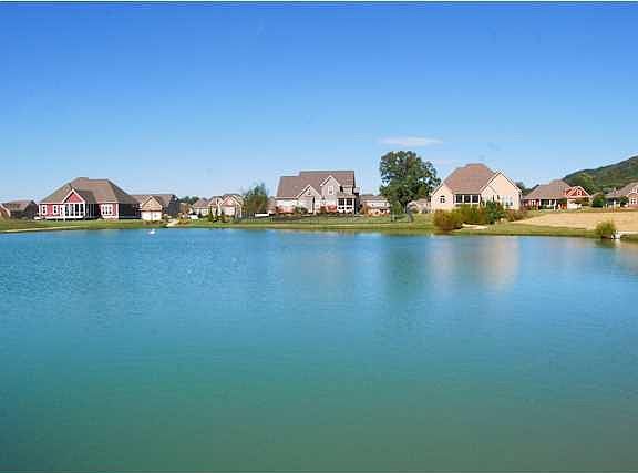 3rd image of 8391 Deer Run Cir
