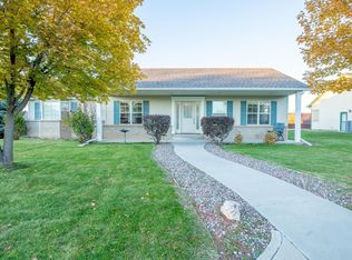 208 Chipeta Pines Ct, Grand Junction, CO 81503