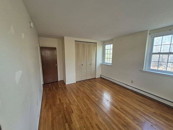 2nd image of 41 Coach Rd #24