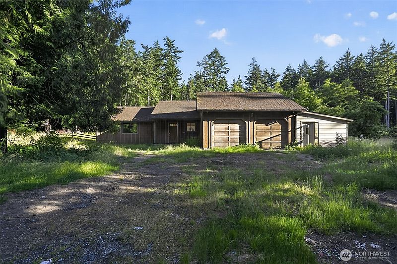 2nd image of 67 Serenade Lane