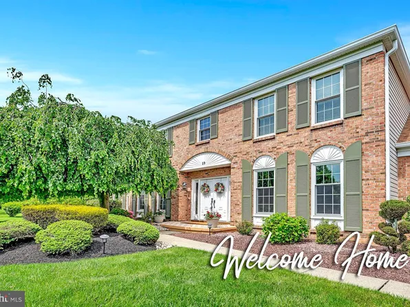 19 Ellsworth Dr, West Windsor, NJ 08550