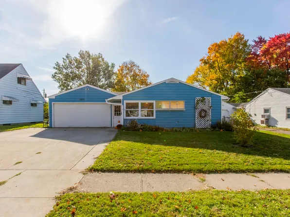 1232 Lakewood Dr, South Bend, IN 46614