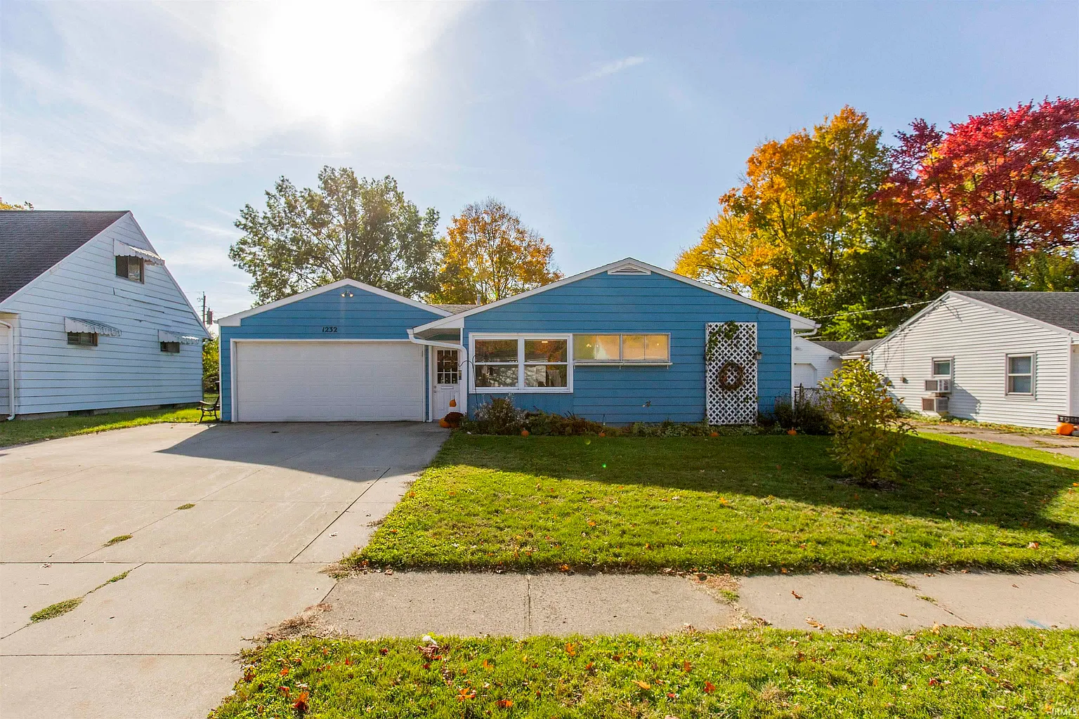 1232 Lakewood Dr photo 1