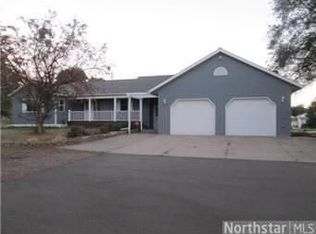 12469 Raven St NW, Coon Rapids, MN 55448