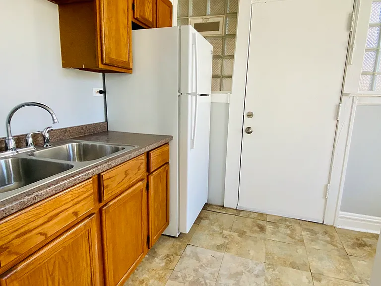 5912 W 26th St #3A — Photo 4