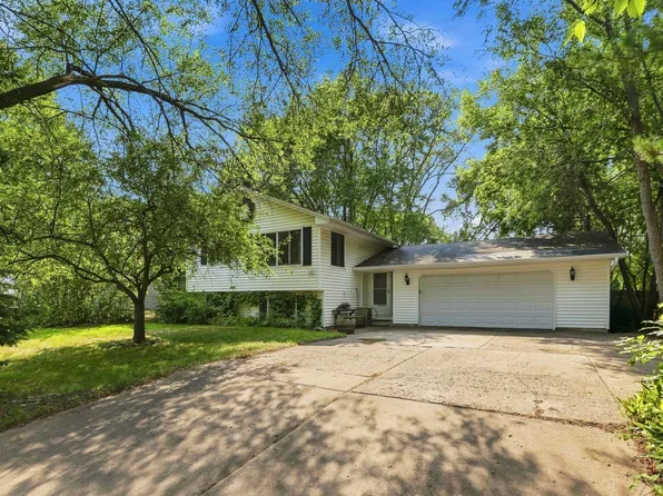 1325 Xylon Ave N, Champlin, MN 55316