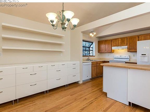 5th image of 173 W Elm St