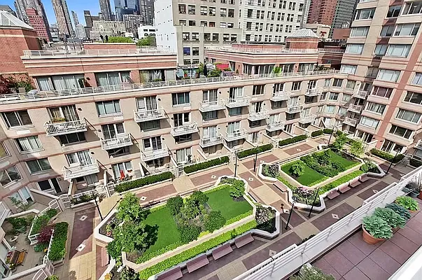 Rented by Prime Realty Luxury | media 12