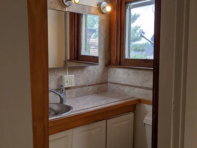 20 Wallace Avenue — Photo 9