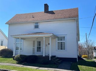 132 Warren Ave, Barnesville, OH 43713