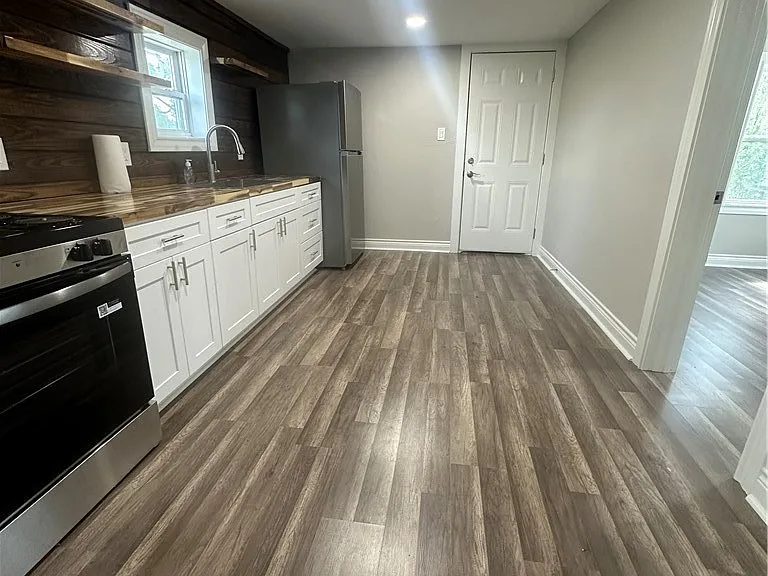 1515 Wright St — Photo 9