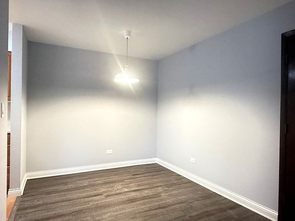 3rd image of 6179 Knoll Wood Rd APT 205