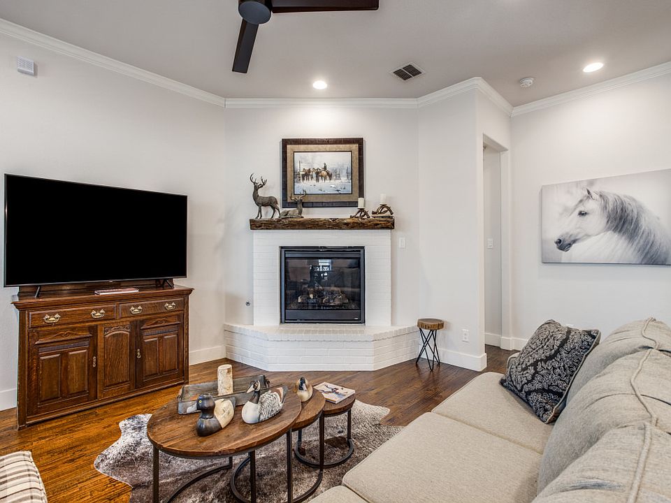 house on the hill Argyleカットソー 413 Village Way, Argyle, TX 76226 | Zillow