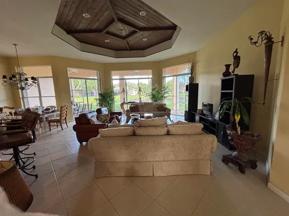 5305 Brooklawn Terrace, Boynton Beach, FL 33437