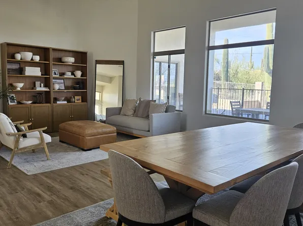 3080 W Royal Copeland Dr, Tucson, AZ 85745