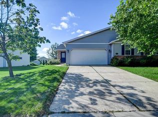 2301 Buckingham Rd, Stoughton, WI 53589